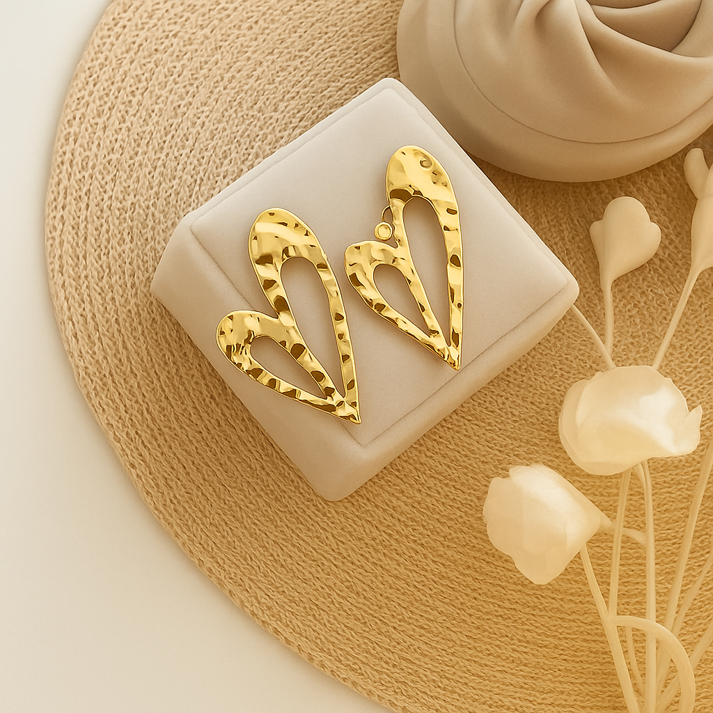 Amoura Sculpted Heart Earrings