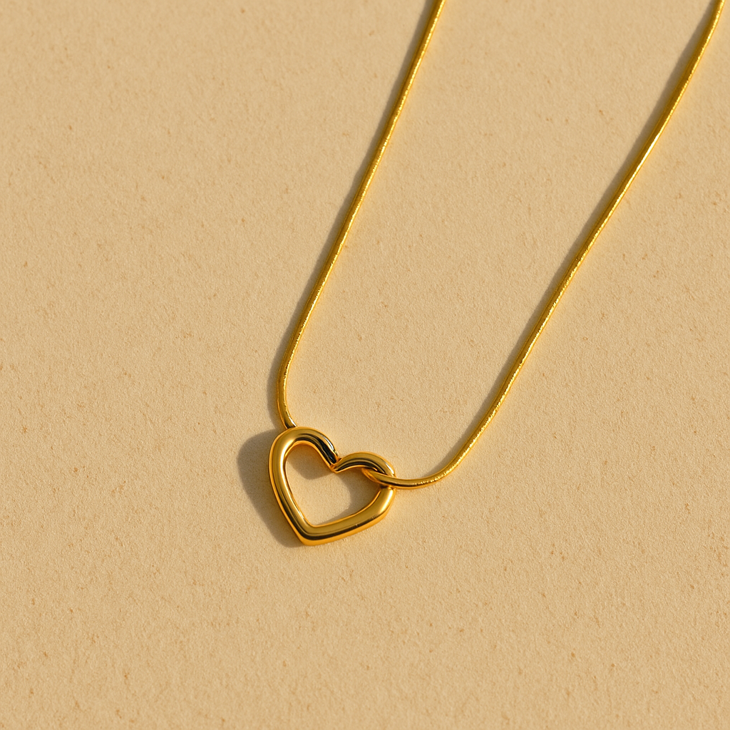 Seren Heart Pendant Necklace