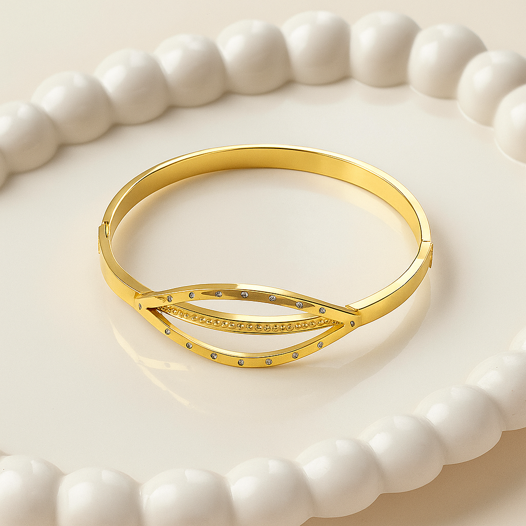 Sandara Marquise Cuff