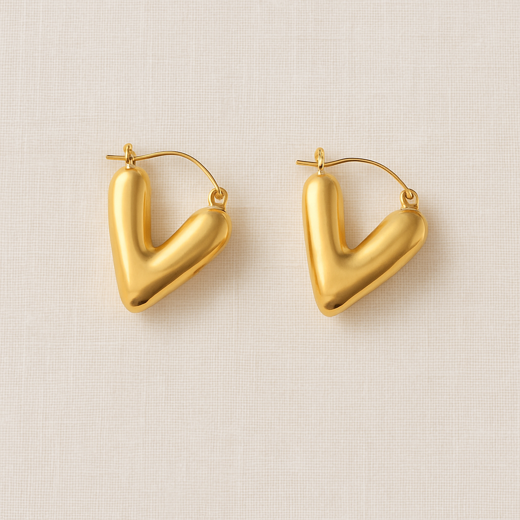 Boldie Mini Heart Hoops