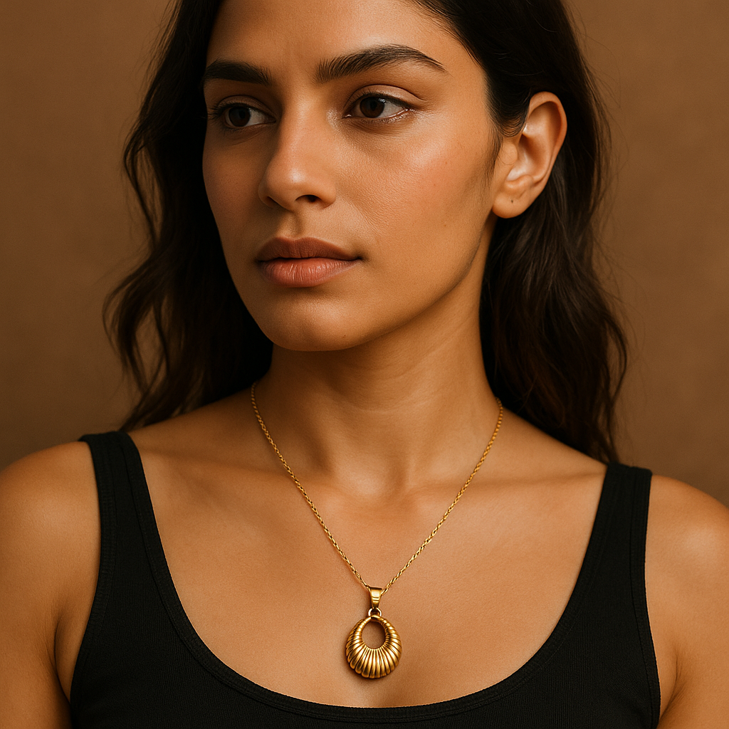 Soleil Shell Pendant Necklace